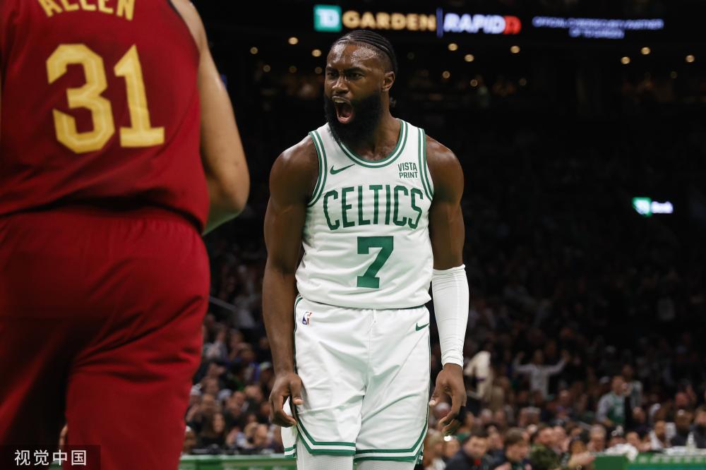 太阳报：女友伊娃·加西亚社媒取关加纳乔，这对恋人引发分手猜测.